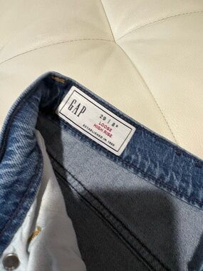 GAP High Rise Jeans - Medium Blue